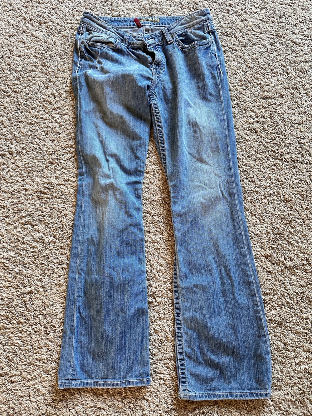 BKE Kate Mid Rise Bootcut Jeans Women’s 31x33 Light Wash Distressed Buckle